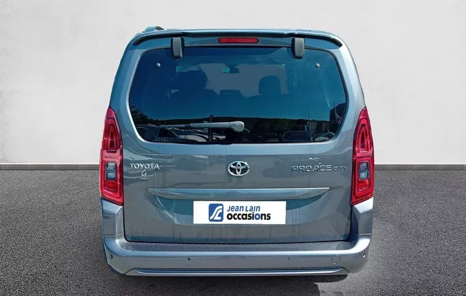 TOYOTA PROACE City Verso Long 1.2L 110 VVT-i BVM6 Executive extérieur arrière 560433