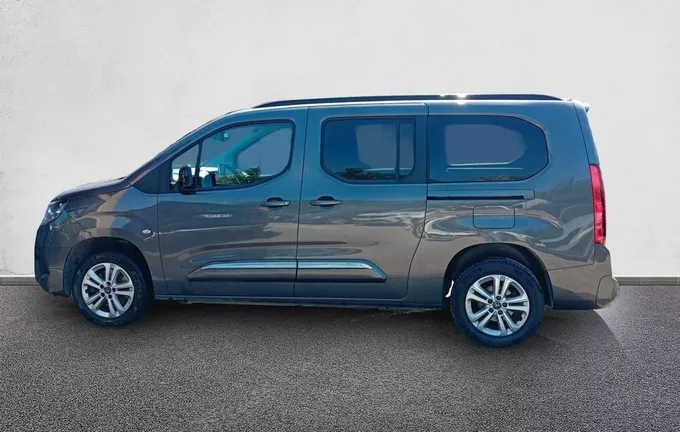 TOYOTA PROACE City Verso Long 1.2L 110 VVT-i BVM6 Executive extérieur côté gauche 560433