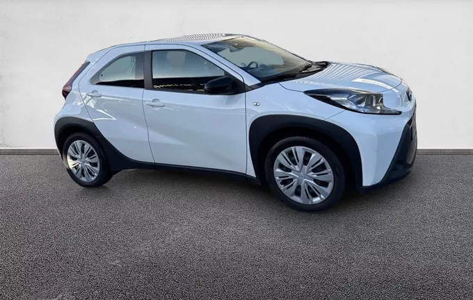 TOYOTA AYGO X 1.0 VVT-i 72 Dynamic extérieur côté droit 1102791