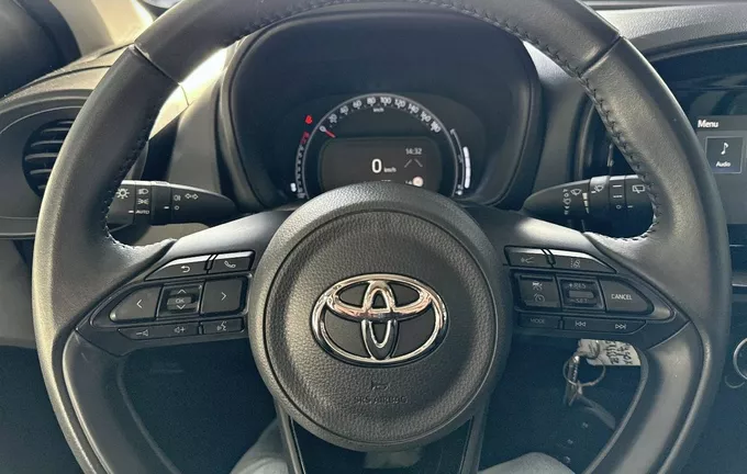 TOYOTA AYGO X 1.0 VVT-i 72 Dynamic photo 12 1102791