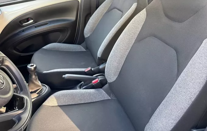 TOYOTA AYGO X 1.0 VVT-i 72 Dynamic photo 19 1102791
