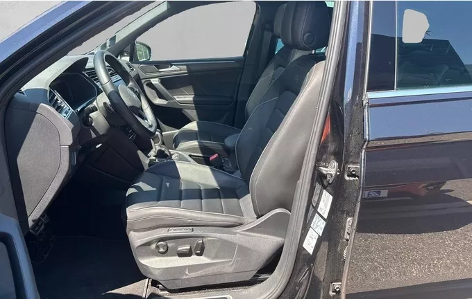 VOLKSWAGEN TIGUAN 1.4 eHybrid 245ch DSG6 R-Line Exclusive extérieur trois quart arrière droit 2129506