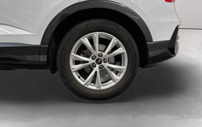 AUDI Q3 Sportback 35 TFSI 150 ch S tronic 7 S line photo 9 2132765