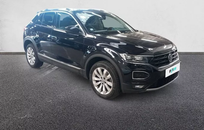 VOLKSWAGEN T-ROC 1.5 TSI 150 EVO Start/Stop DSG7 Carat extérieur trois quart avant droit 946295