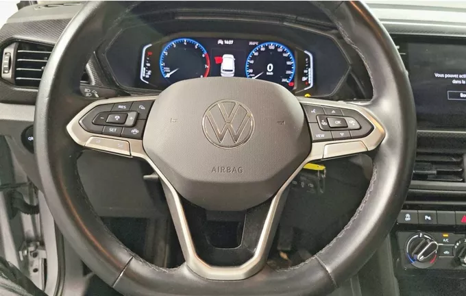 VOLKSWAGEN T-CROSS 1.0 TSI 110 Start/Stop BVM6 Life Tech photo 19 2131178