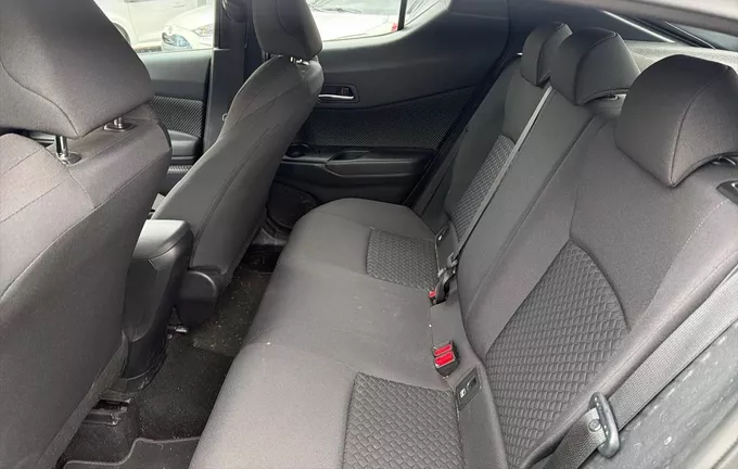 TOYOTA C-HR Hybride 1.8L Dynamic Ultimate photo 17 1102989