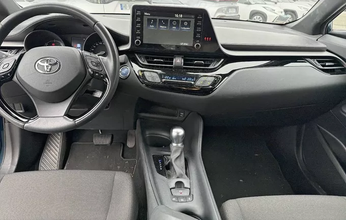 TOYOTA C-HR Hybride 1.8L Dynamic Ultimate photo 18 1102989