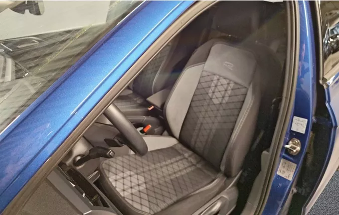 VOLKSWAGEN POLO 1.0 TSI 116 S&S DSG7 R-Line Edition extérieur trois quart arrière droit 2129885