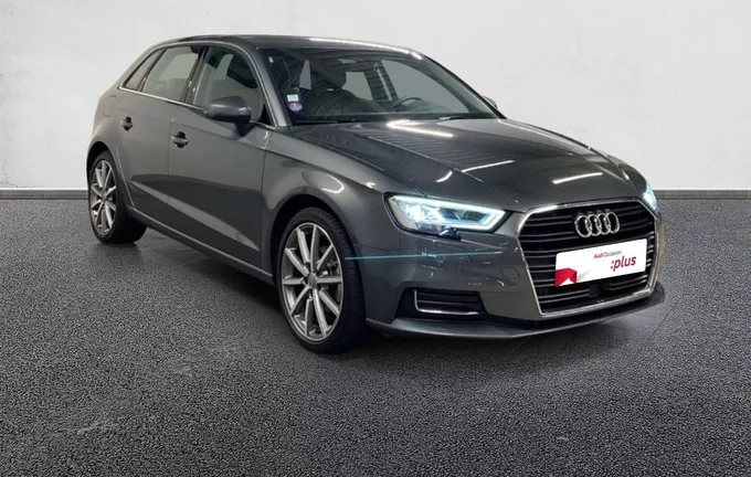 AUDI A3 Sportback 30 TFSI 116 Design Luxe extérieur trois quart avant droit 2128295