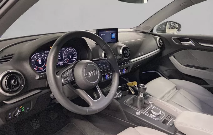AUDI A3 Sportback 30 TFSI 116 Design Luxe photo 11 2128295