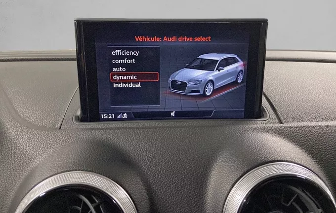 AUDI A3 Sportback 30 TFSI 116 Design Luxe photo 19 2128295