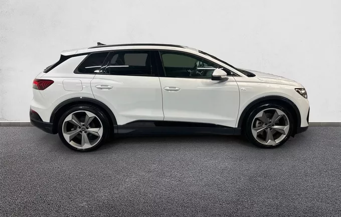 AUDI Q4 E-TRON 45 285 ch 82 kWh S line extérieur côté droit 2129790