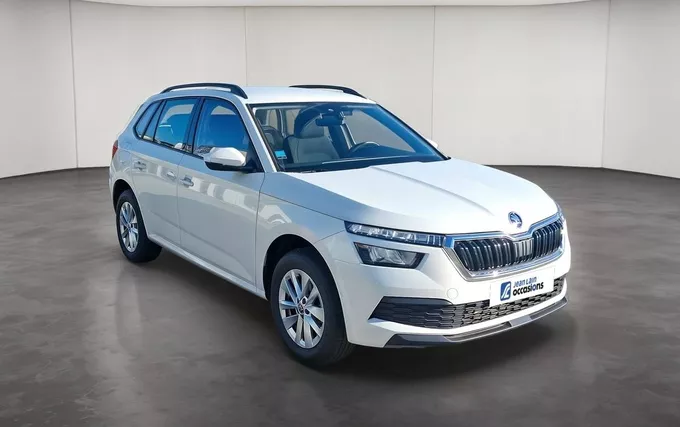 SKODA KAMIQ 1.0 TSI 95 ch BVM5 Active extérieur trois quart avant droit 2131810