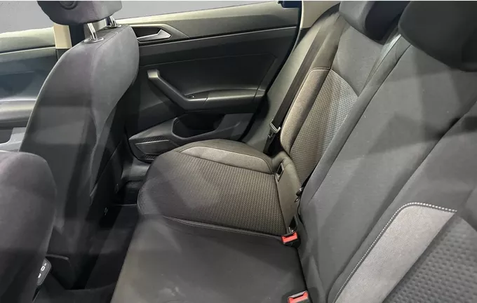 VOLKSWAGEN TAIGO 1.0 TSI 110 DSG7 Life extérieur arrière 2131127