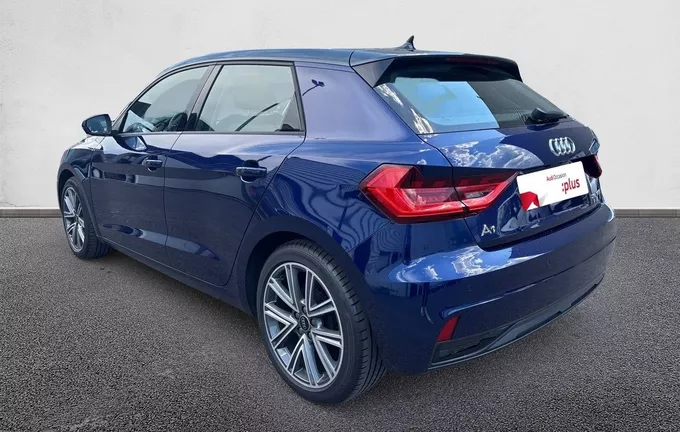 AUDI A1 Sportback 25 TFSI 95 ch BVM5 Design extérieur trois quart arrière gauche 2129505