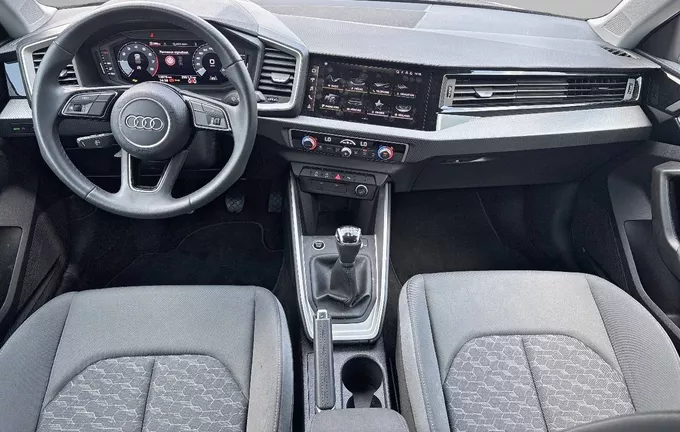 AUDI A1 Sportback 25 TFSI 95 ch BVM5 Design photo 18 2129505