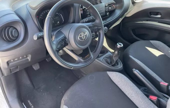 TOYOTA AYGO X 1.0 VVT-i 72 Dynamic photo 11 1103497