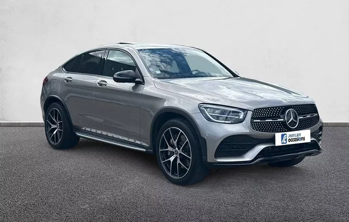 MERCEDES GLC COUPE GLC Coupé 300 e 9G-Tronic 4Matic AMG Line extérieur trois quart avant droit 2131060