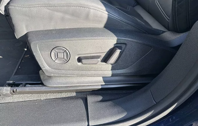 AUDI Q3 35 TFSI 150 ch S tronic 7 S line plus photo 19 2123892