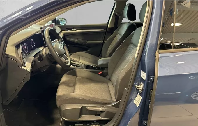 VOLKSWAGEN GOLF 1.5 eHybrid 204 DSG6 VW Edition extérieur trois quart arrière droit 2127865
