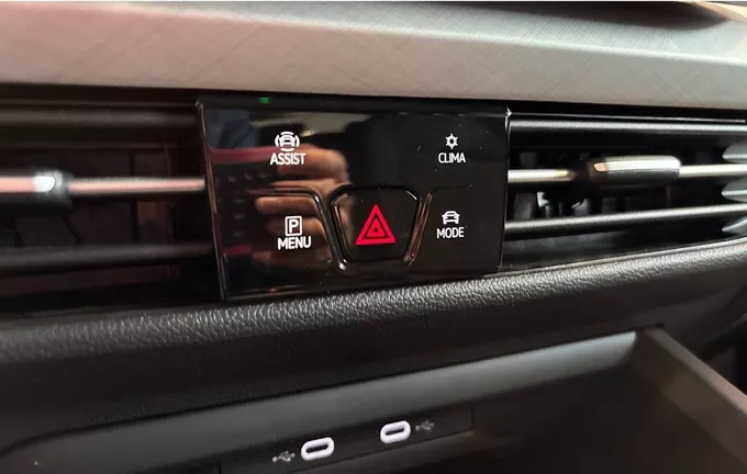VOLKSWAGEN GOLF 1.5 eHybrid 204 DSG6 VW Edition photo 21 2127865
