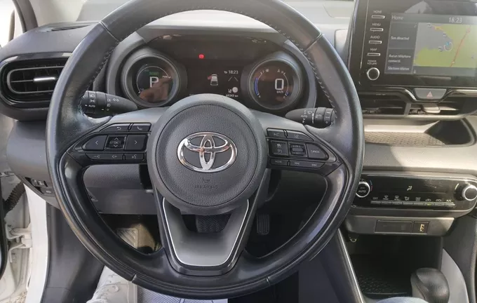 TOYOTA YARIS Hybride 116h Design photo 12 1103434