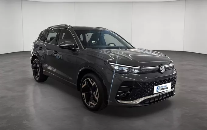 VOLKSWAGEN TIGUAN 1.5 eTSI 150ch DSG7 R-Line Edition extérieur trois quart avant droit 2131864