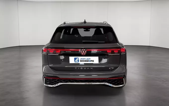 VOLKSWAGEN TIGUAN 1.5 eTSI 150ch DSG7 R-Line Edition extérieur arrière 2131864