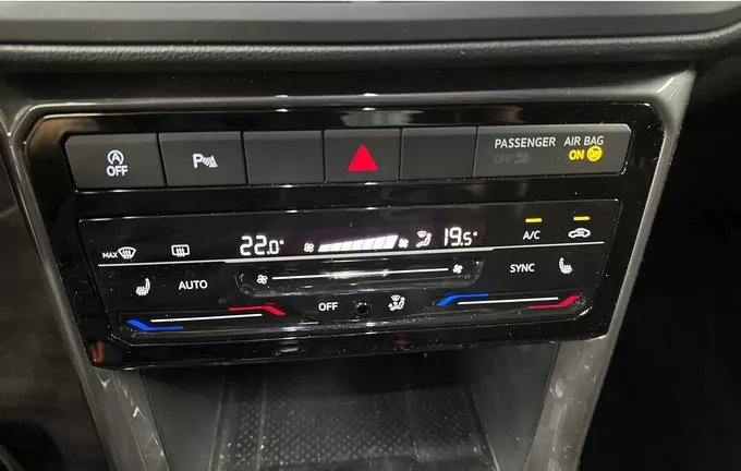 VOLKSWAGEN T-CROSS 1.0 TSI 110 Start/Stop DSG7 R-Line Tech photo 17 2131149