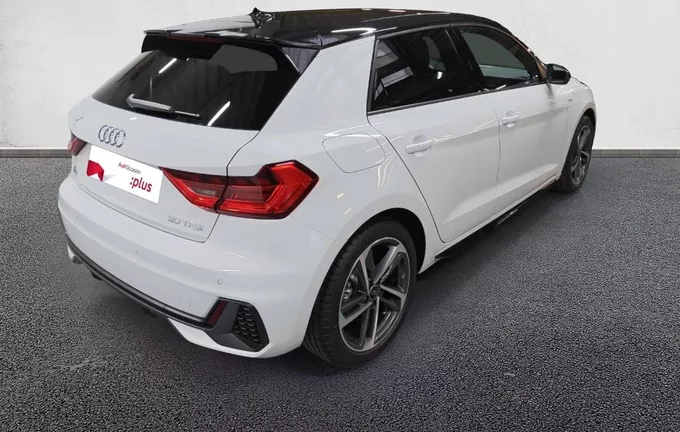 AUDI A1 Sportback 30 TFSI 116 ch S tronic 7 S Line extérieur trois quart arrière droit 9429