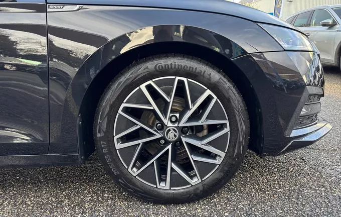 SKODA OCTAVIA Combi 1.5 TSI mHEV e-TEC 150 ch ACT DSG7 Sportline photo 9 212700