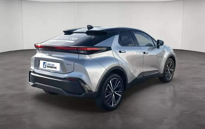 TOYOTA C-HR Hybride 140 Collection extérieur trois quart arrière droit 1103921