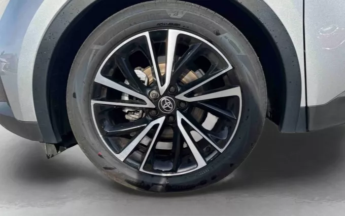 TOYOTA C-HR Hybride 140 Collection photo 9 1103921
