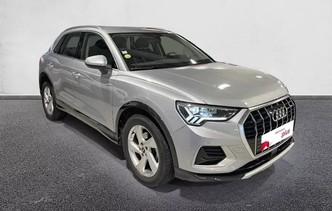 AUDI Q3 35 TDI 150 ch S tronic 7 Quattro Design Luxe extérieur trois quart avant droit 2127051