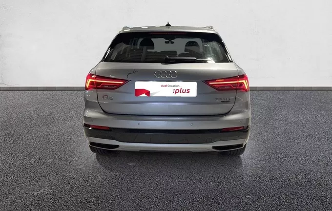 AUDI Q3 35 TDI 150 ch S tronic 7 Quattro Design Luxe extérieur arrière 2127051