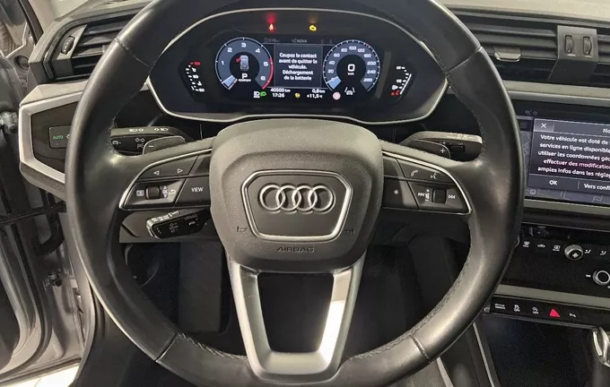 AUDI Q3 35 TDI 150 ch S tronic 7 Quattro Design Luxe photo 12 2127051