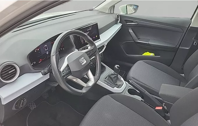 SEAT ARONA 1.0 TSI 95 ch Start/Stop BVM5 Business photo 13 2126009