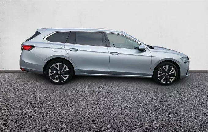SKODA SUPERB Combi 2.0 TDI 150 ch SCR DSG7 Selection extérieur côté droit 2123474