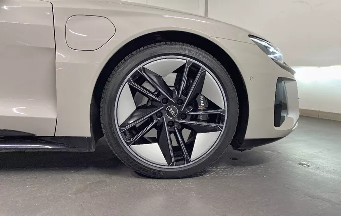 AUDI E-TRON GT 476 ch quattro Extended photo 9 2125192