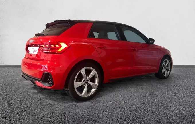 AUDI A1 Sportback 30 TFSI 110 ch S tronic 7 S Line extérieur trois quart arrière droit 2127155