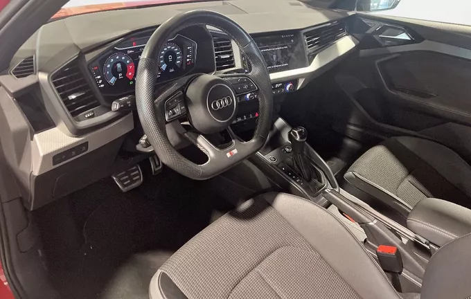 AUDI A1 Sportback 30 TFSI 110 ch S tronic 7 S Line photo 11 2127155