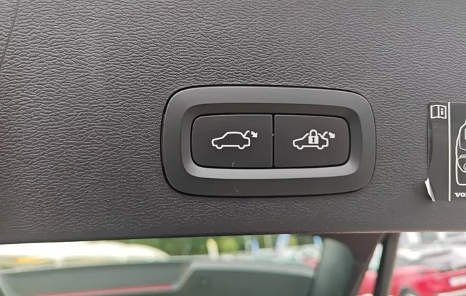 VOLVO XC40 T4 Recharge 129+82 ch DCT7 Inscription Business photo 19 213636