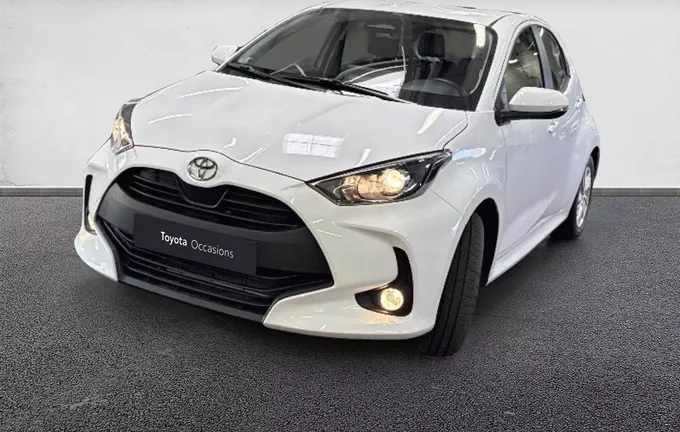 TOYOTA YARIS Hybride 116h Dynamic Business extérieur trois quart avant gauche 1103571