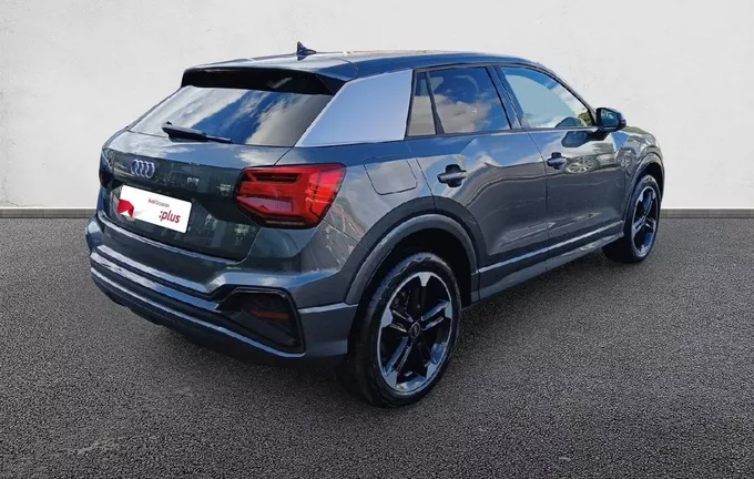 AUDI Q2 35 TFSI 150 S tronic 7 S line extérieur trois quart arrière droit 2124744