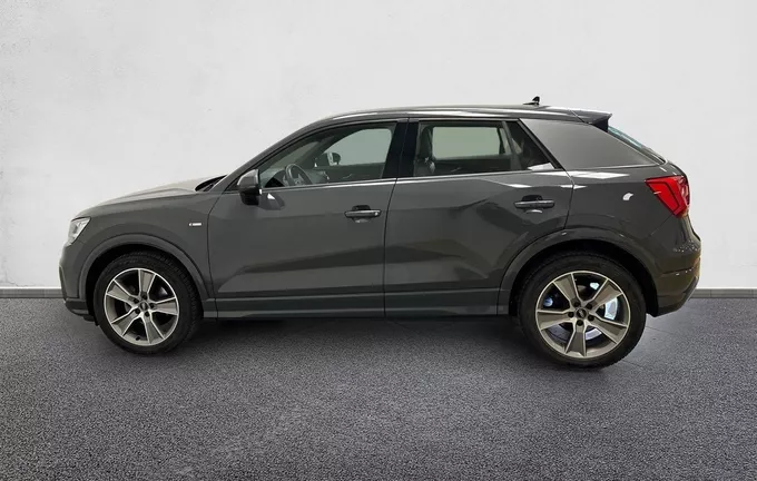 AUDI Q2 30 TDI 116 S tronic 7 S Line extérieur côté gauche 213114