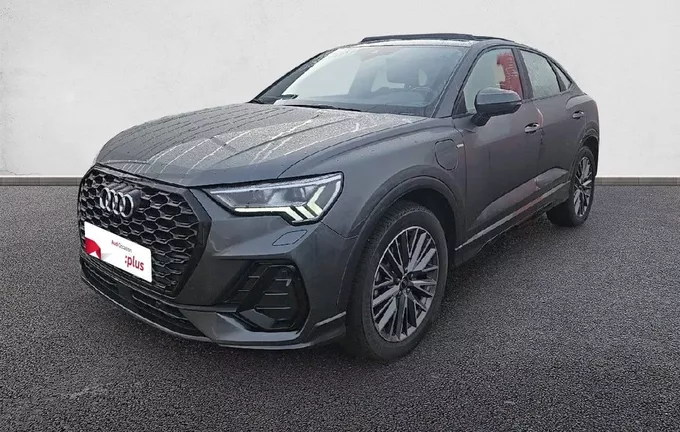 AUDI Q3 Sportback 45 TFSIe 245 ch S tronic 6 S line extérieur trois quart avant gauche 2123683