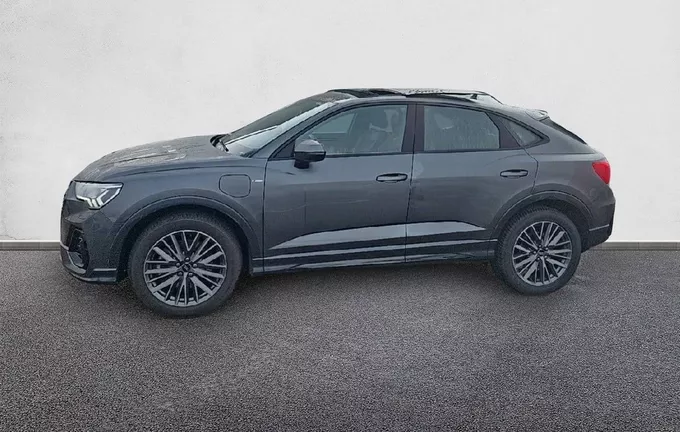 AUDI Q3 Sportback 45 TFSIe 245 ch S tronic 6 S line extérieur côté gauche 2123683