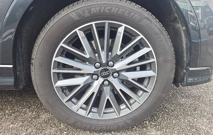 AUDI Q3 Sportback 45 TFSIe 245 ch S tronic 6 S line photo 9 2123683