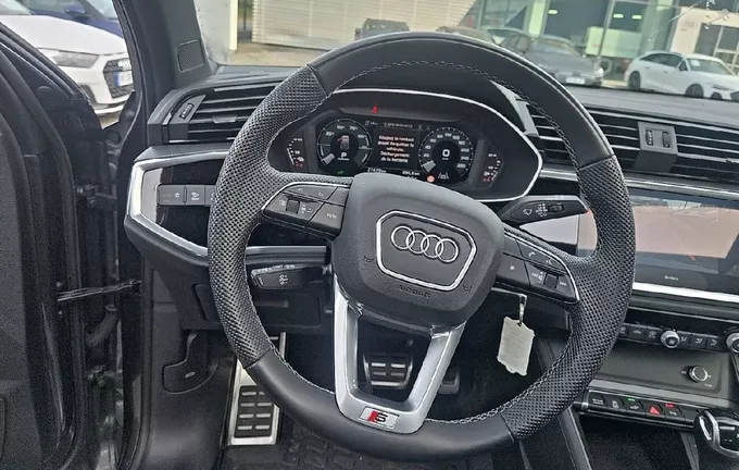 AUDI Q3 Sportback 45 TFSIe 245 ch S tronic 6 S line photo 12 2123683