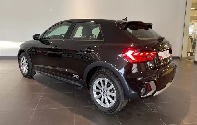 AUDI A1 Citycarver 30 TFSI 116 ch BVM6 Design extérieur trois quart arrière gauche 2123830
